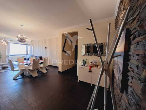 Apartamento t4 de luxo em portimão para arrendamento anual