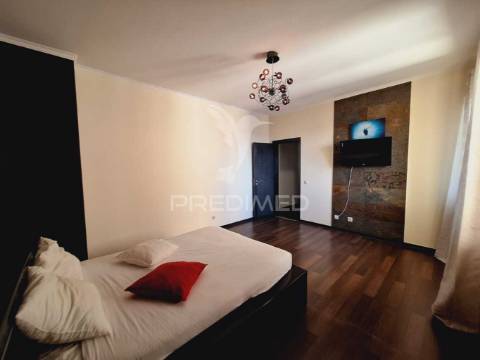 Apartamento t4 de luxo em portimão para arrendamento anual