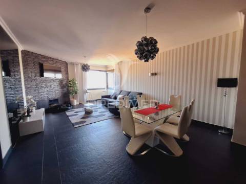 Apartamento t4 de luxo em portimão para arrendamento anual