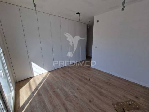 Moradia térrea isolada t4