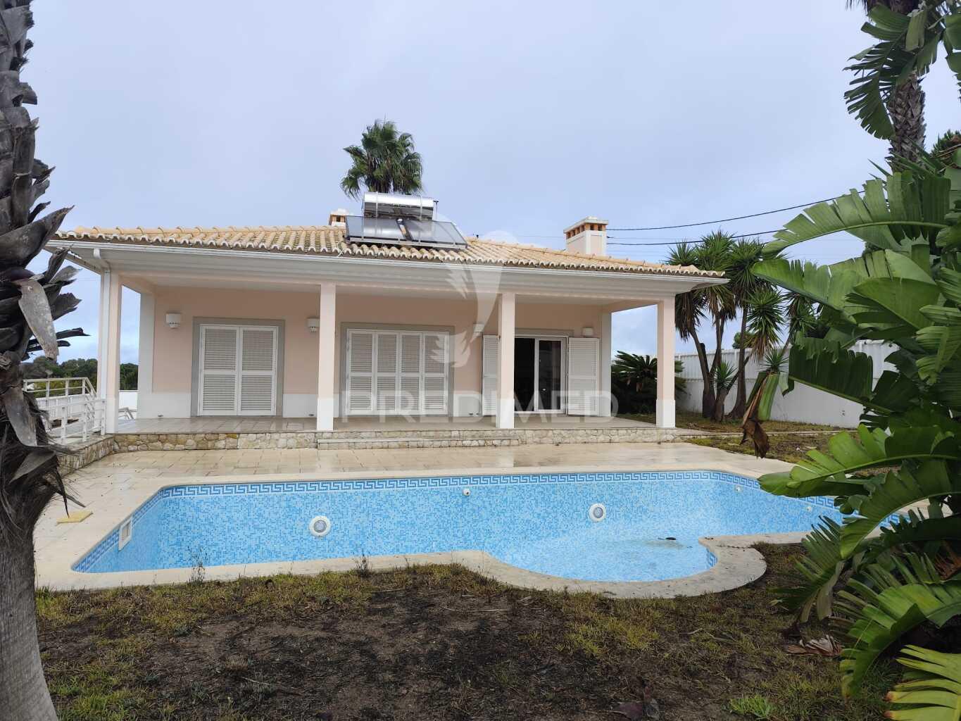 Moradia isolada - sesimbra