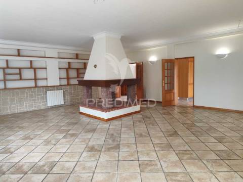 Moradia isolada - sesimbra