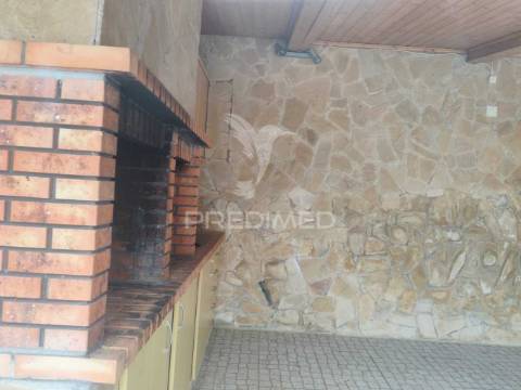 Moradia isolada - sesimbra