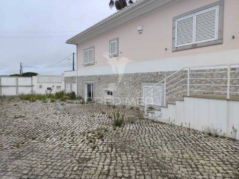 Moradia isolada - sesimbra