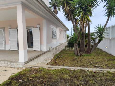 Moradia isolada - sesimbra