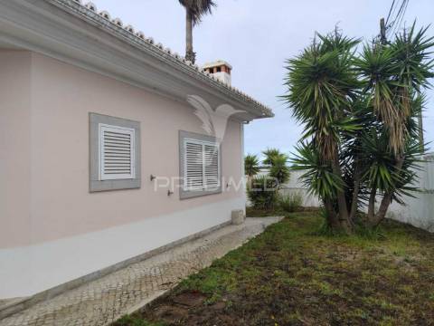 Moradia isolada - sesimbra