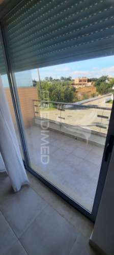 Moradia t2 com jardim, piscina e garagem em albufeira