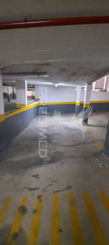 Moradia t2 com jardim, piscina e garagem em albufeira