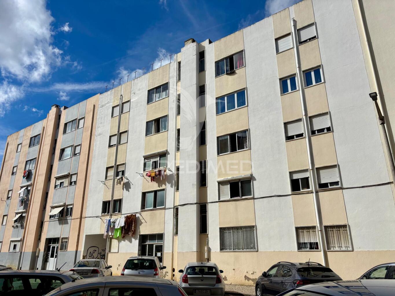 Apartamento t3 no carregado