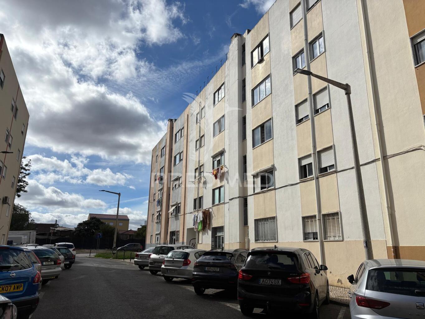 Apartamento t3 no carregado
