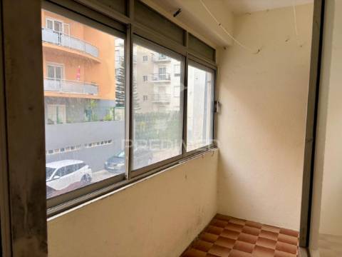 Apartamento t3 no carregado