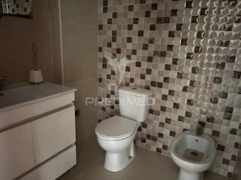 Apartamento t3 no carregado