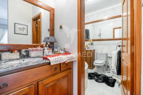 ? moradia t4 exclusiva em espinho, braga – luxo, conforto e vistas deslumbrantes!