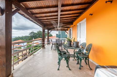 ? moradia t4 exclusiva em espinho, braga – luxo, conforto e vistas deslumbrantes!