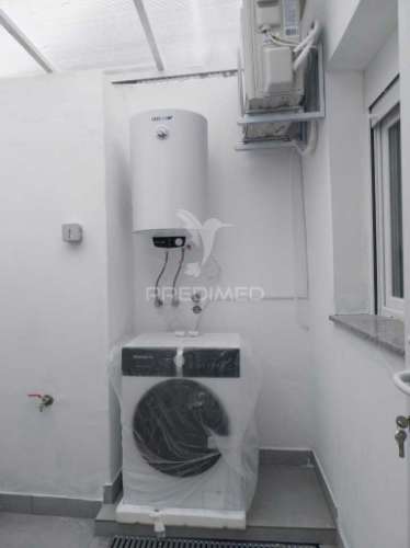 Moradia t1 renovada – centro do porto (junto à rua santa catarina)