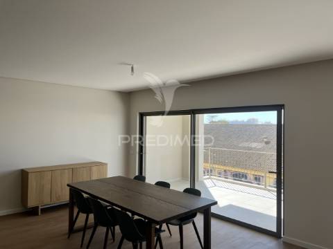 Apartamento t3 exclusivo na prestigiada baixa de olhão i