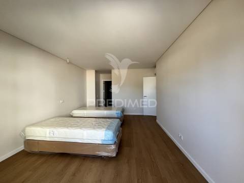 Apartamento t3 exclusivo na prestigiada baixa de olhão i