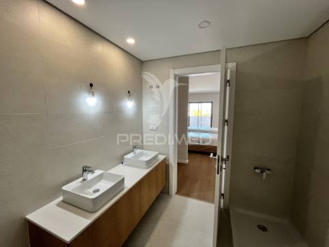 Apartamento t3 exclusivo na prestigiada baixa de olhão i