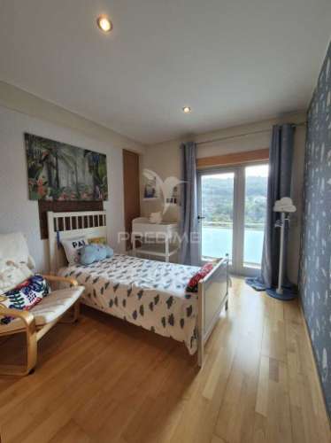 Moradia v3 + 1 na encosta do cavalum, penafiel