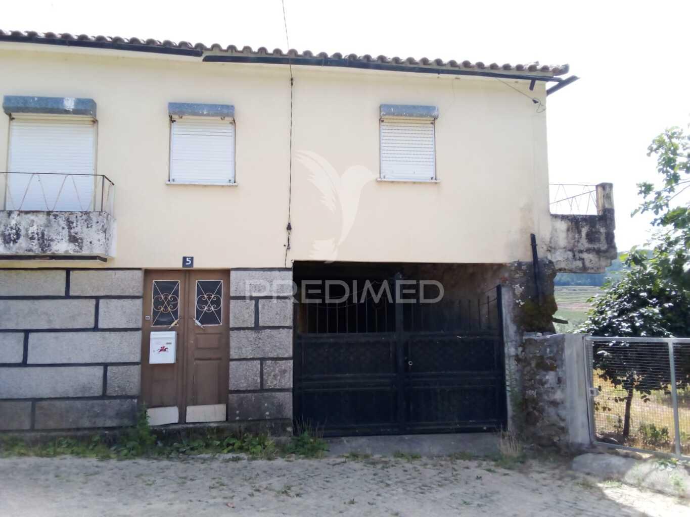 3 moradias à venda em insua, penalva do castelo
