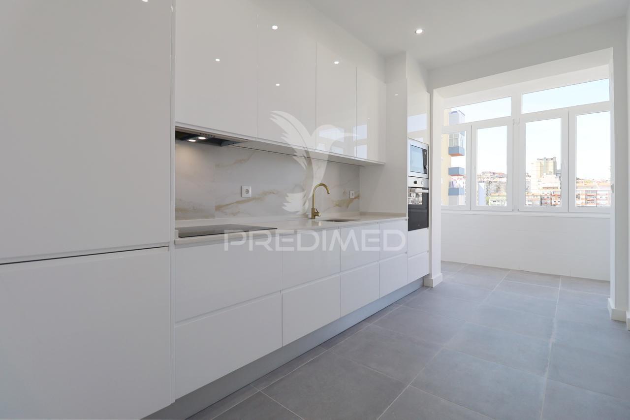 Apartamento t2 amadora venda nova remodelado