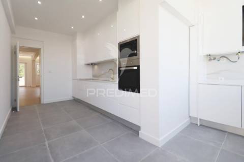 Apartamento t2 amadora venda nova remodelado