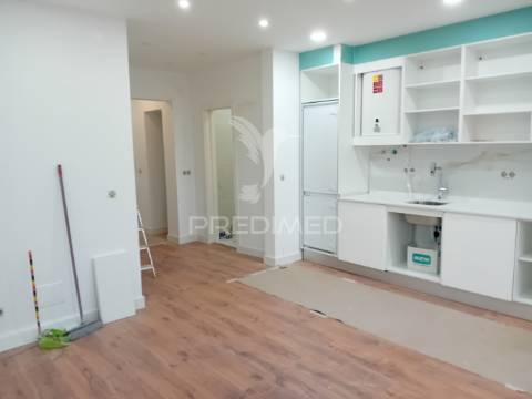 Apartamento t2 amadora venda nova remodelado