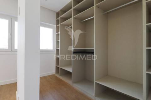 Apartamento t2 amadora venda nova recuperada