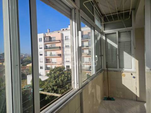 Apartamento t2 agualva cacem