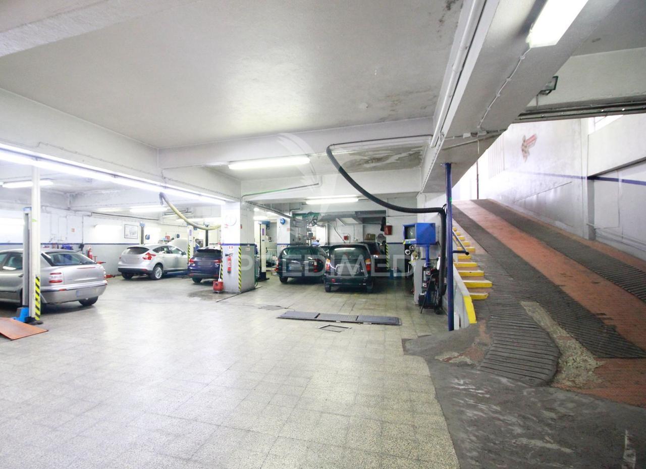 Armazém / espaço comercial à venda – amadora (venteira)