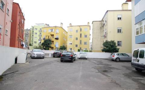 Armazém / espaço comercial à venda – amadora (venteira)