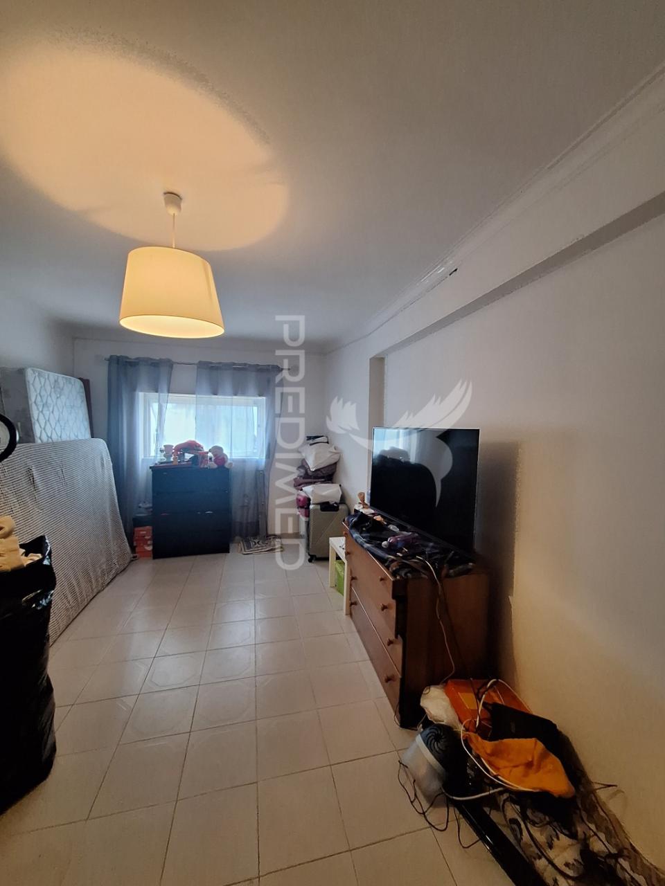 T1 excelente localização.