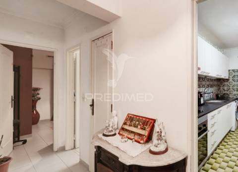 T1 excelente localização.