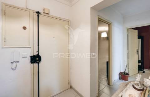 T1 excelente localização.