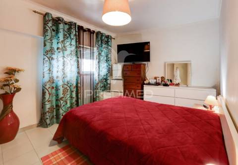 T1 excelente localização.