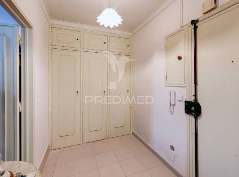 T1 excelente localização.