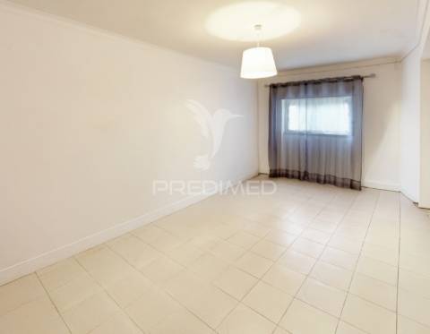 T1 excelente localização.