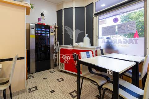 Restaurante em almada- totalmente equipado - 155.900 eur