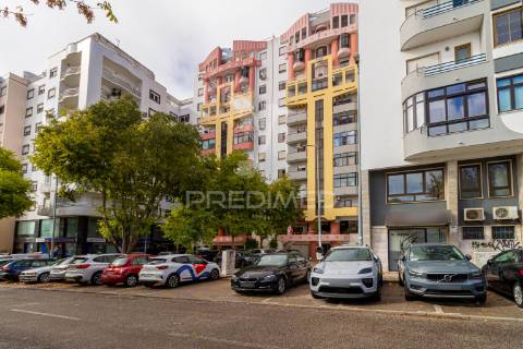 Restaurante em almada- totalmente equipado - 155.900 eur