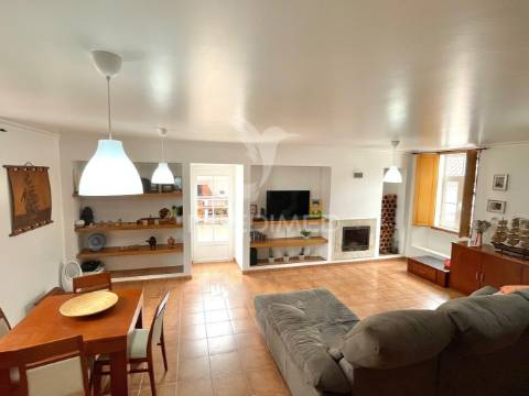 Apartamento t4 duplex em santiago do cacém