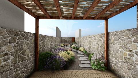 Moradia para restauro - com projeto aprovado