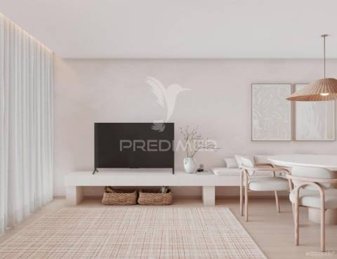 Moradia para restauro - com projeto aprovado