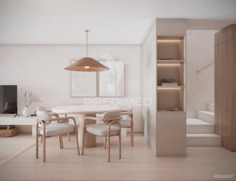 Moradia para restauro - com projeto aprovado