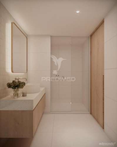 Moradia para restauro - com projeto aprovado