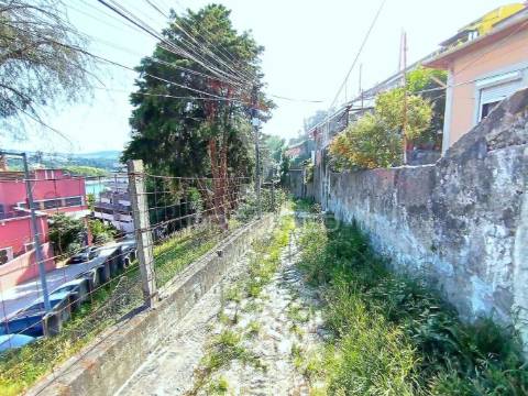 2 moradias para recuperar - freixo