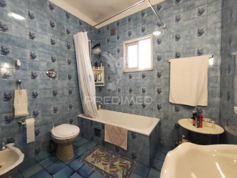 Moradia t2 com garagem, bairro do areias, montijo