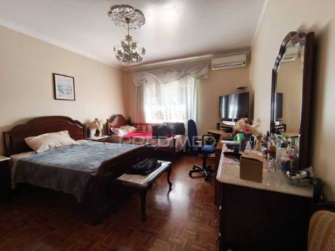 Moradia t2 com garagem, bairro do areias, montijo