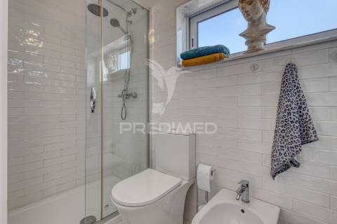 Prédio com projeto aprovado para obras