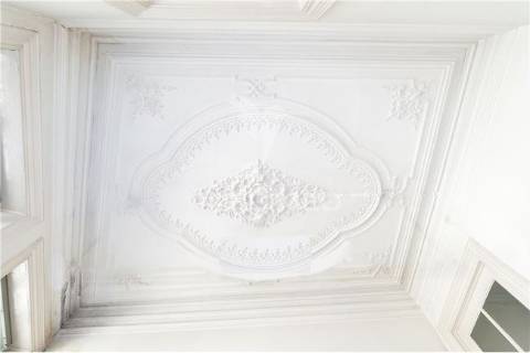 Prédio com projeto aprovado para obras