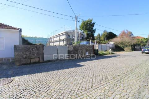 Terreno para construção de moradia em moreira